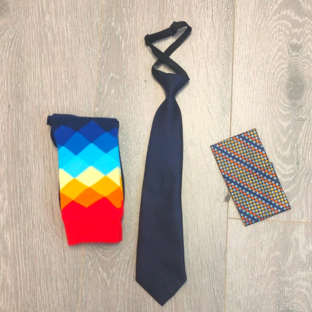 Kids Tie With Hankie & Sock